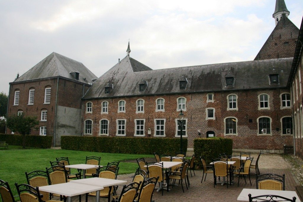 Klooster Elsendael, zetel van de Cas Spijkers Academie